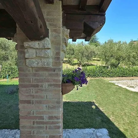 Casale Delle Stelle Bed & Breakfast *