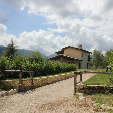 Casale Delle Stelle Bed & Breakfast Scandriglia